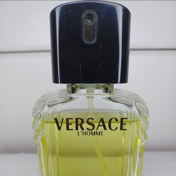 Versace L'homme Colog ne 3.4 oz Eau De Toil ette S pray for Men - Picture 3 of 11